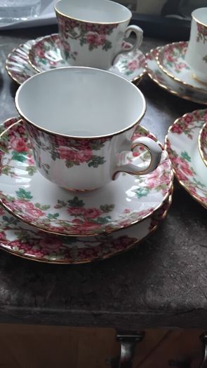 20piece Royal Stratford Old Country  Garden