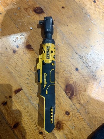dewalt 1/2 impact rench
