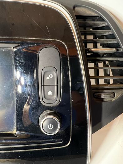 2018 Renault Captur (2R) 259157606R NAVIGATOR DISPLAY With Trim And Climate. A1l1b49s