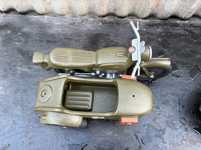 vintage Cherilea action man German motorcycle and sidecar plus battle worn Jeep