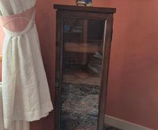 CD mahogany cabinet