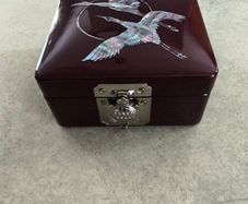 Vintage Lacquer Mirrored Jewelry Box with Mother Of Pearl 2  Flying Birds Cranes Korea.