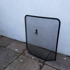 Fire Guard / Fireplace Spark Guard Good Condition