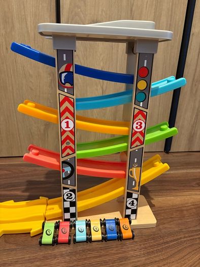 Zig zag toy