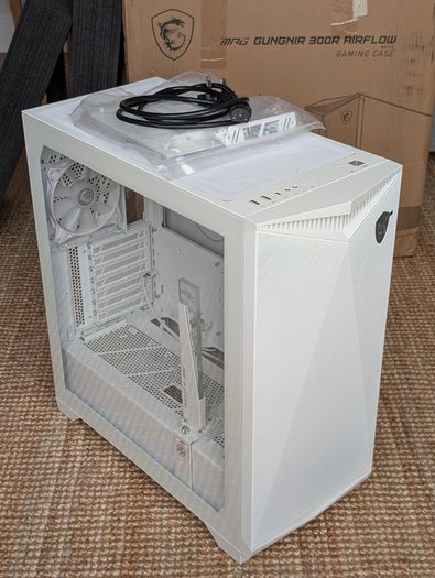 Msi Mpg Gungnir E-atx Pc Case