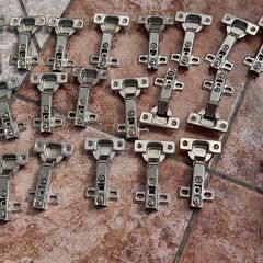 Door hinges