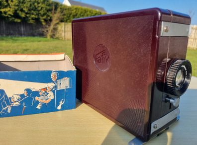 Fafix Bakelite Slide Projector