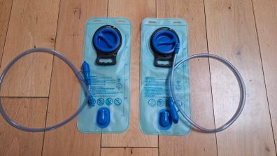 2L Water / hydration bladder with drinking tube and bite valve - 2 pack