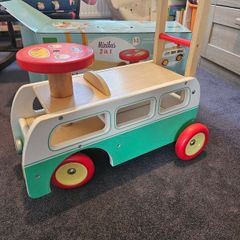 Vilac Minibus walker