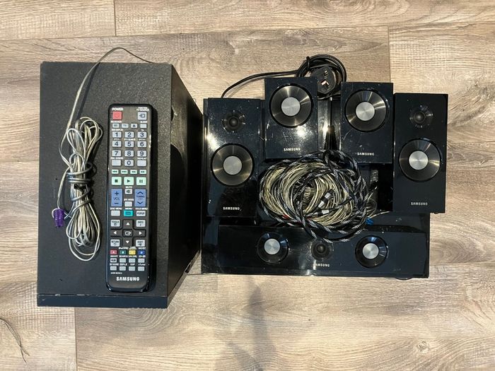 Samsung 5.1 Blu-Ray Home Cinema System