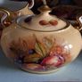 Aynsley "Orchard Gold" teaset Image 4