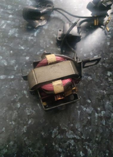 Singer 416 Sewing Machine Motor and Light Bulb housing with all working cable connections