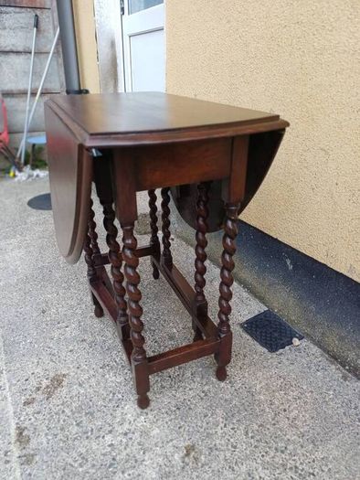 Antique Solid Oak Gateleg Drop Leaf Table
