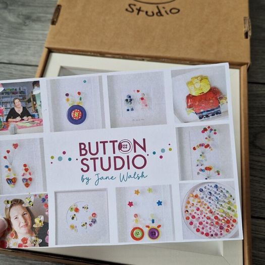 Button Studios Mr & Mrs