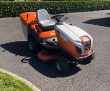 Ride on Lawnmower