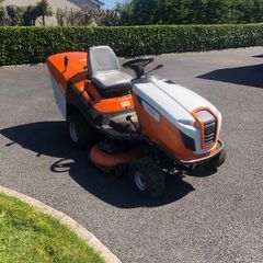 Ride on Lawnmower