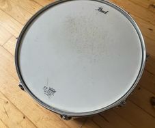 14" inch Pearl snare drum