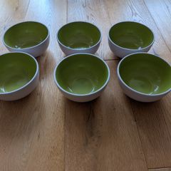 Everyday Crockery Set - 8 Dinner Plates, 5 Small Plates, 7 Mugs, 6 Bowls