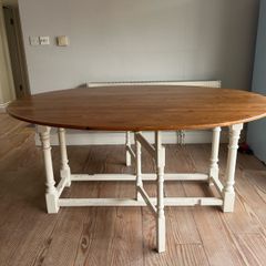 Pine dining table
