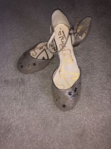 Girls/women gold shoes size 6