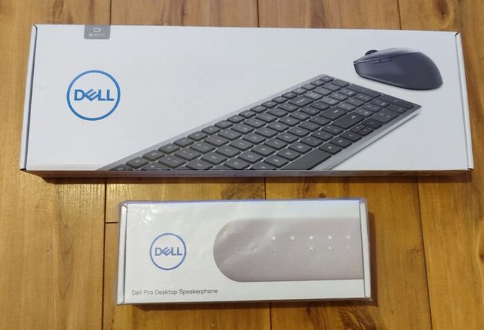 1x Dell Wireless Keyboard, mouse and Desktop Speaker