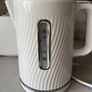 White Toaster and Kettle Set Image 2