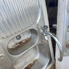 Kitchen sink