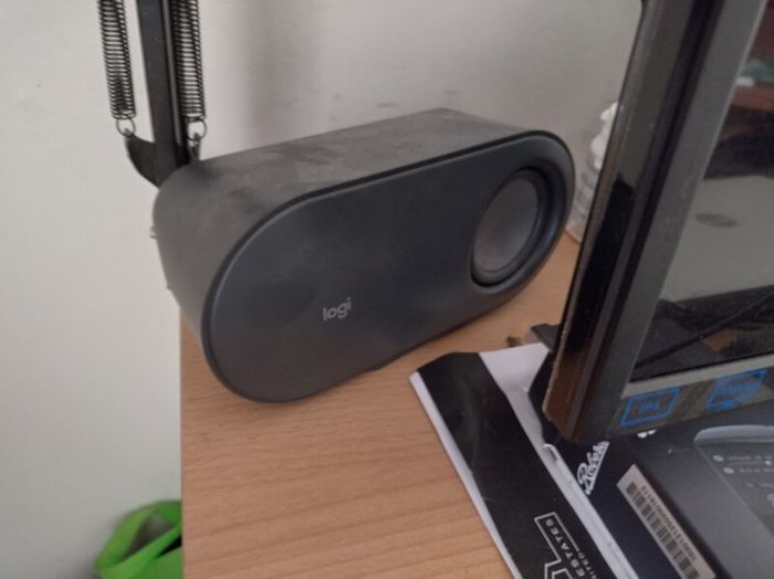 Logitech Z407 Computer Speakers