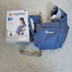 ergobaby embrace baby carrier