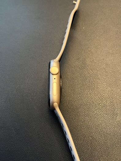 Apple Watch 6 ( Nike Sport )