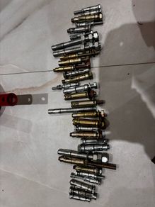 Heavy duty wall fixing