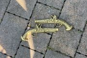 brass decor