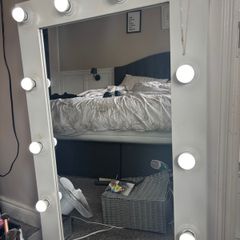 vanity mirror