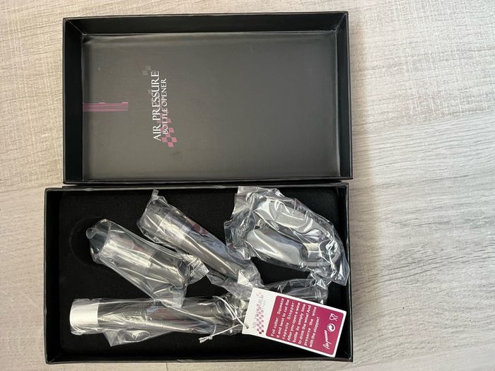 Air Pressure Bottle Opener - Brand New