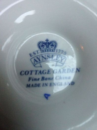 Aynsley Cottage Garden vase