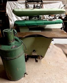Hoffman Professional Clothes Press