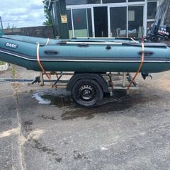 inflatable boat