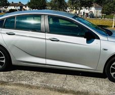 Opel Insignia 2021