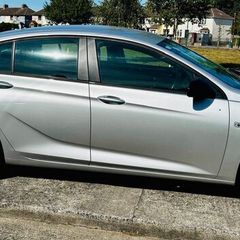 Opel Insignia 2021
