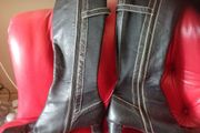 Ladies boots