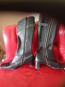 Ladies boots