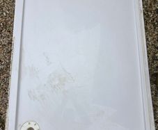 Low profile white shower tray