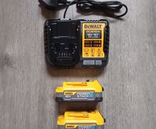DeWalt Powerstack Batteries & Charger