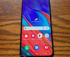 Samsung Galaxy A40 Dual SIM - Cracked Screen - Fully Working