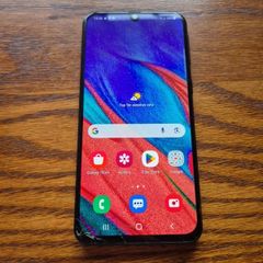 Samsung Galaxy A40 Dual SIM - Cracked Screen - Fully Working