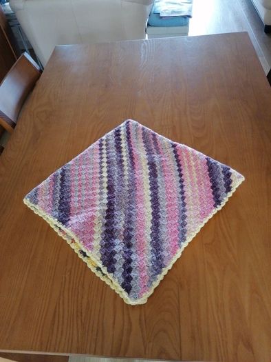 Blanket Hand Crochet 36"Sq Stunning Blanket