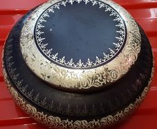 vintage collectable round TCHITV tin