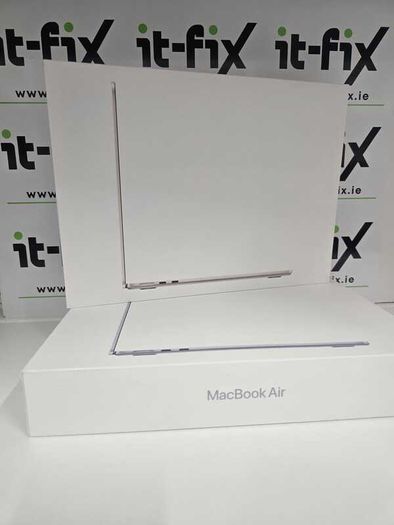 MacBook Air  13' M5