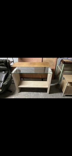 Console & Side Table