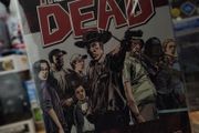The Walking Dead: Survivors' Guide ! 2011 by Image Comics !